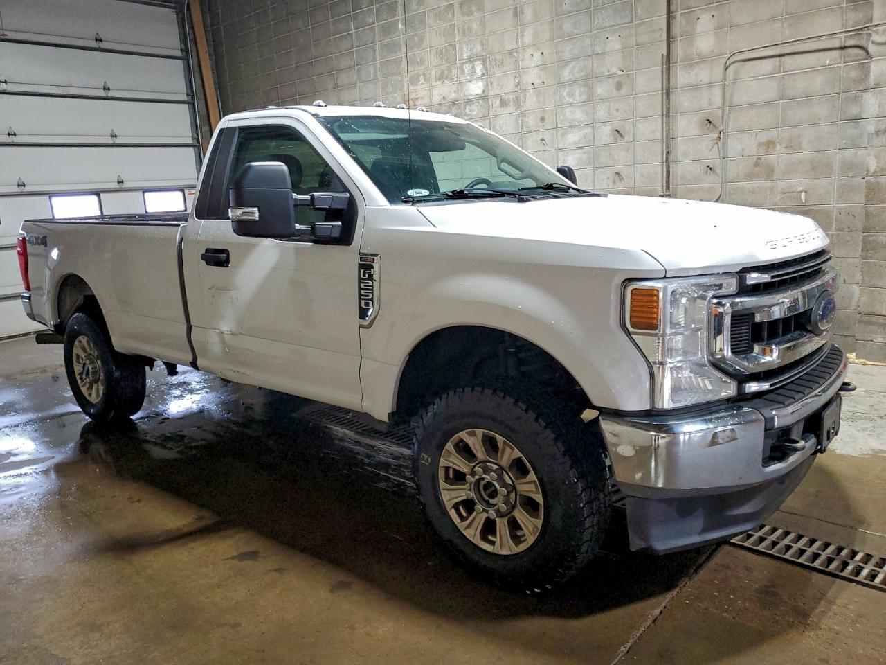 FORD F-250 SUPER DUTY