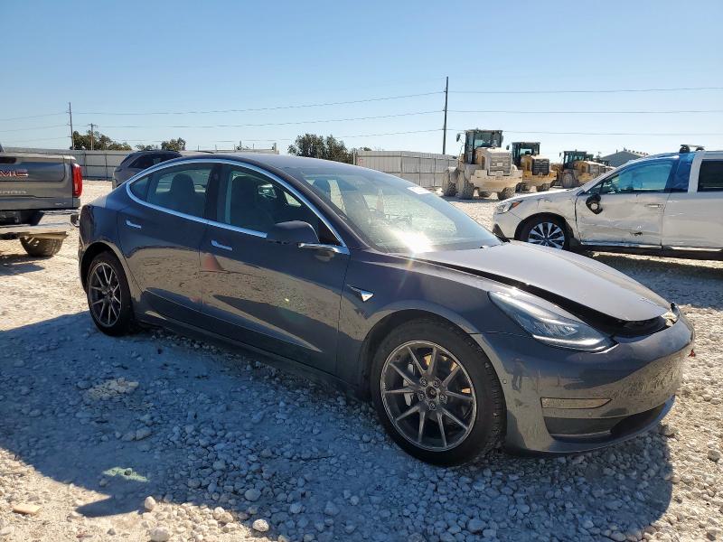2018 TESLA MODEL 3 #3297351831
