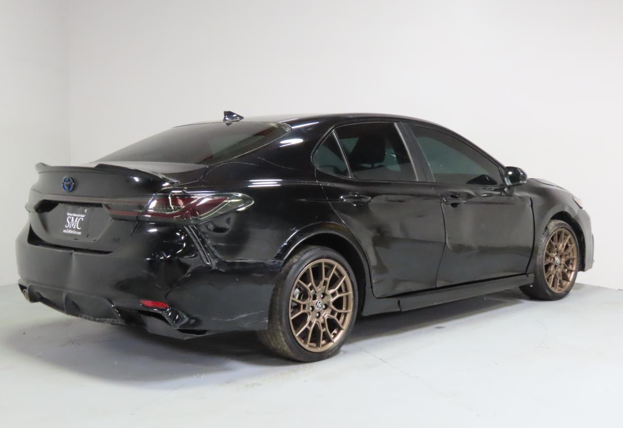 TOYOTA CAMRY SE NIGHT SHADE