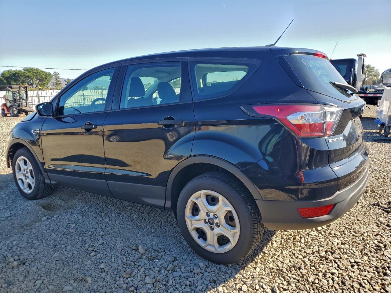 FORD ESCAPE S