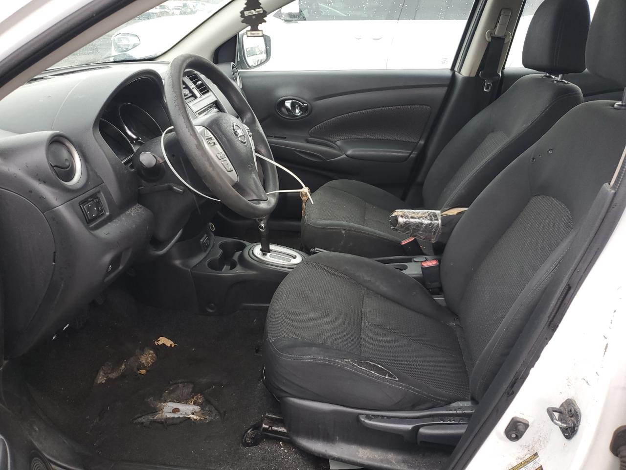 Lot #3311676219 2018 NISSAN VERSA S