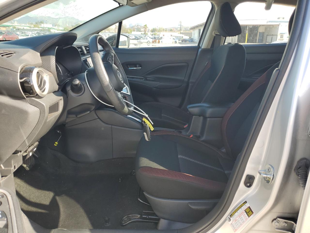 NISSAN VERSA SR
