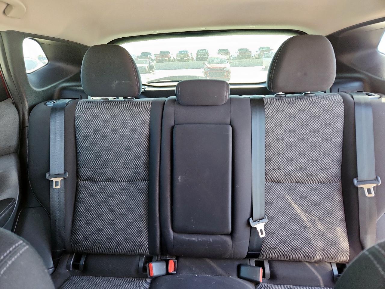 NISSAN ROGUE SPORT S