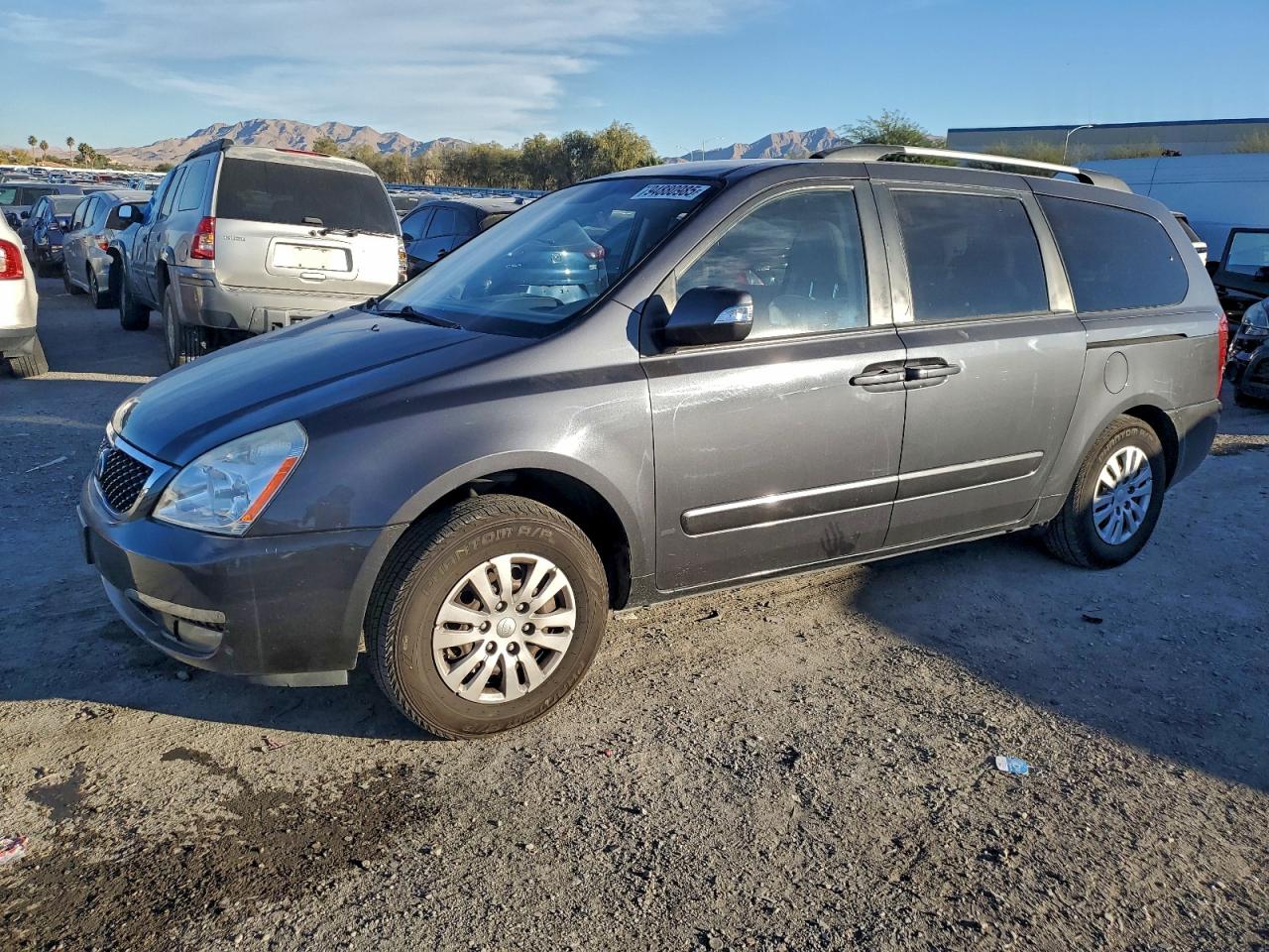 Lot #3317234186 2014 KIA SEDONA LX