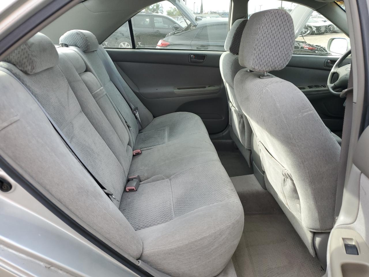 Lot #3297036488 2004 TOYOTA CAMRY LE