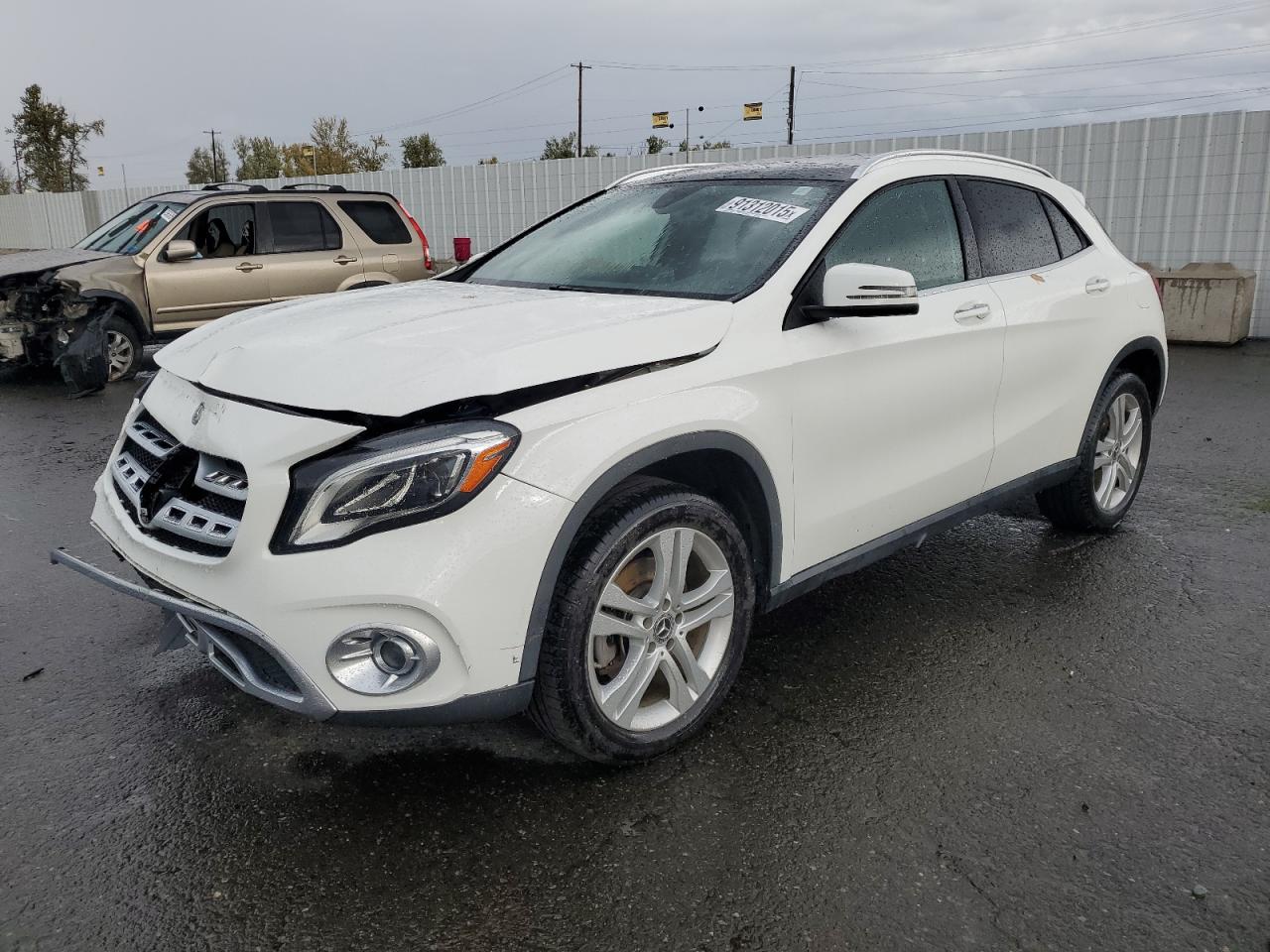 MERCEDES-BENZ GLA-CLASS 250 4MATIC
