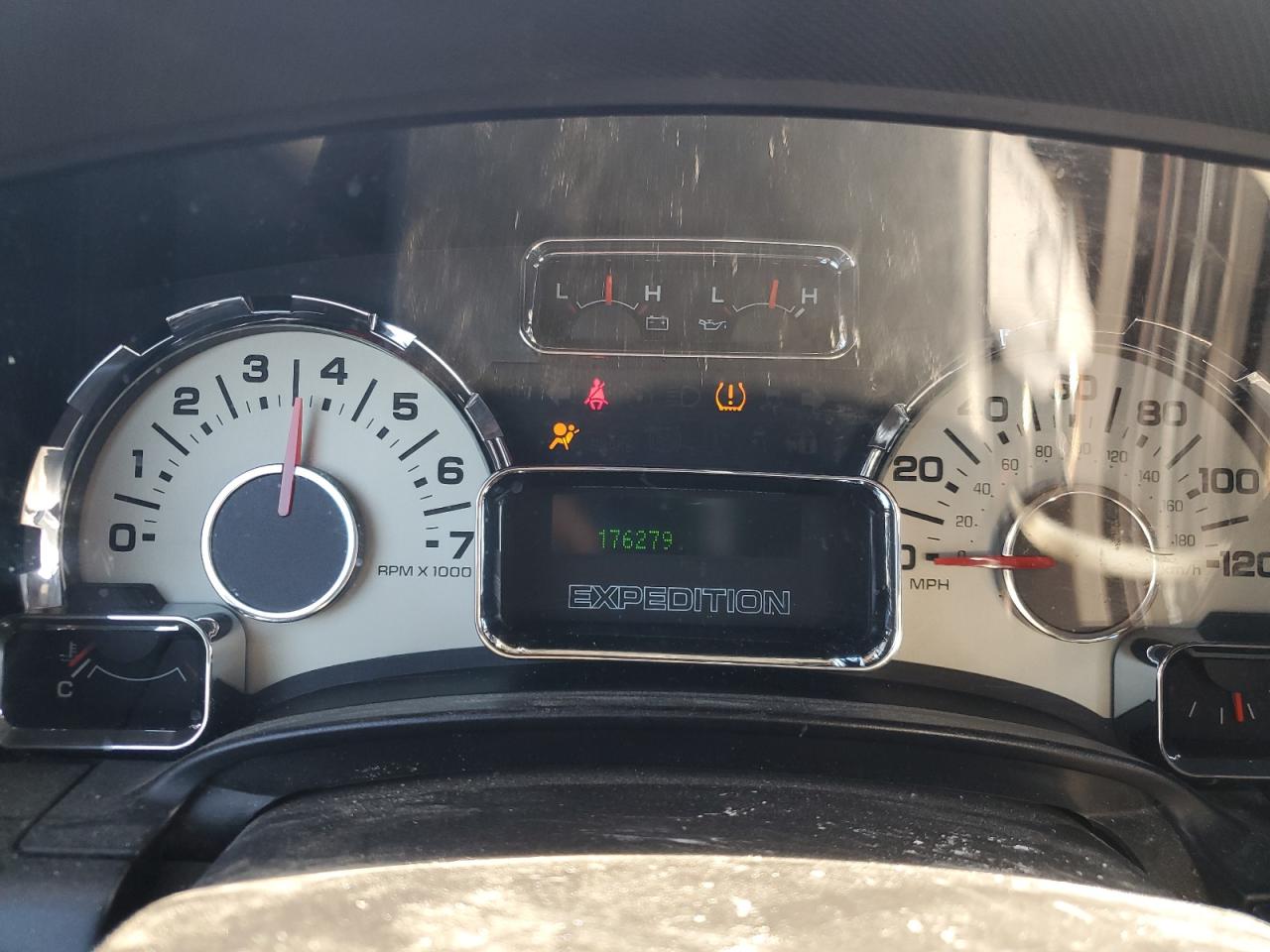 FORD EXPEDITION LIMITED