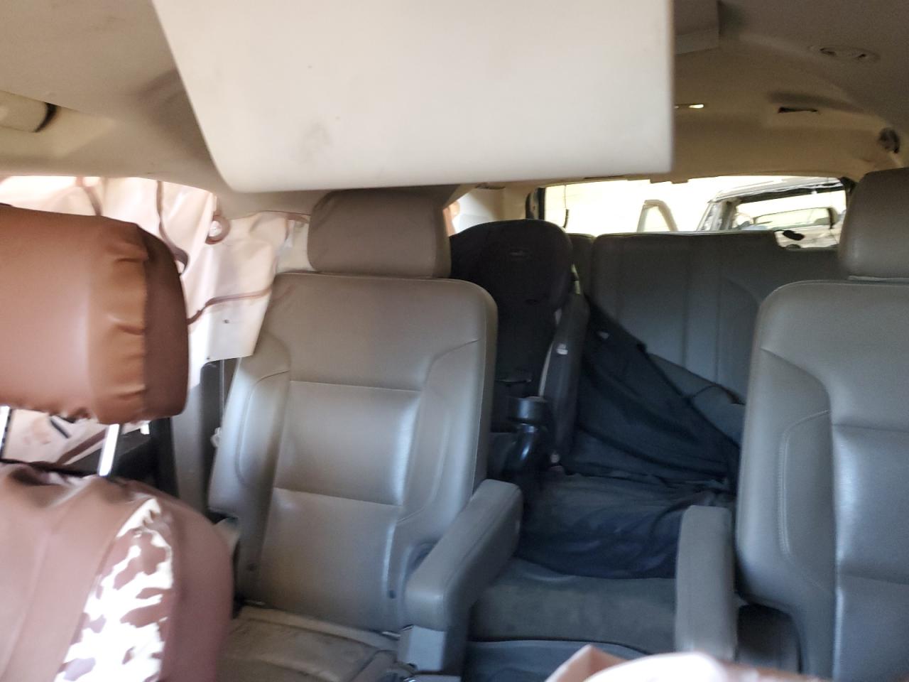 CHEVROLET SUBURBAN K1500 LT