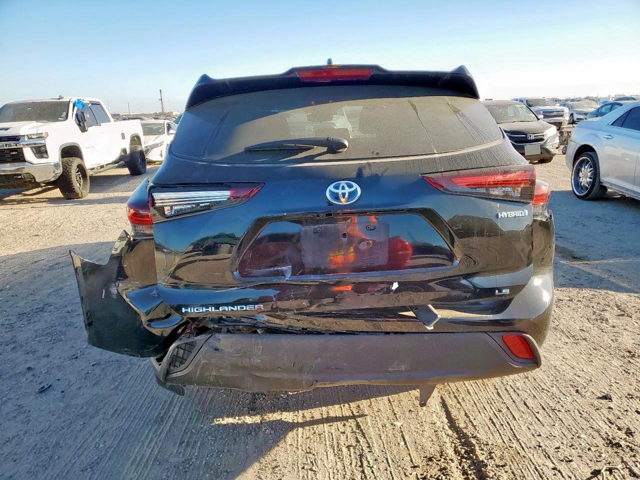 TOYOTA HIGHLANDER HYBRID LE