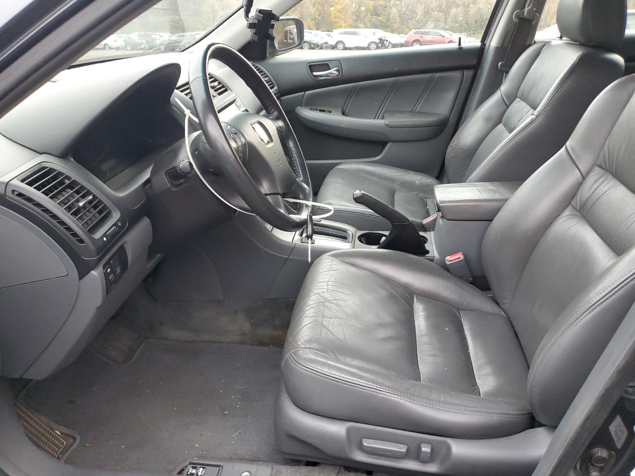Lot #3312424640 2005 HONDA ACCORD EX