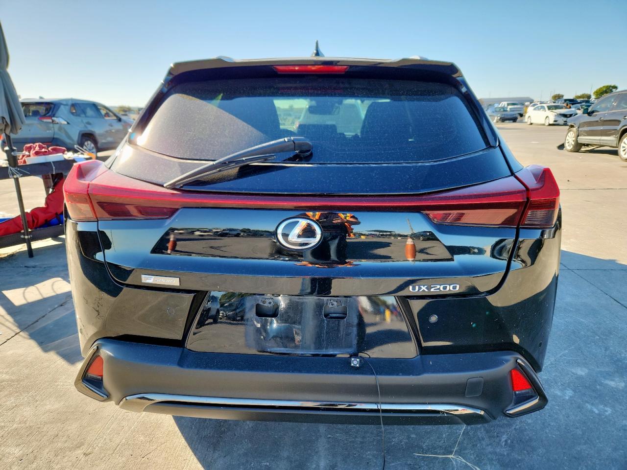 LEXUS UX 200