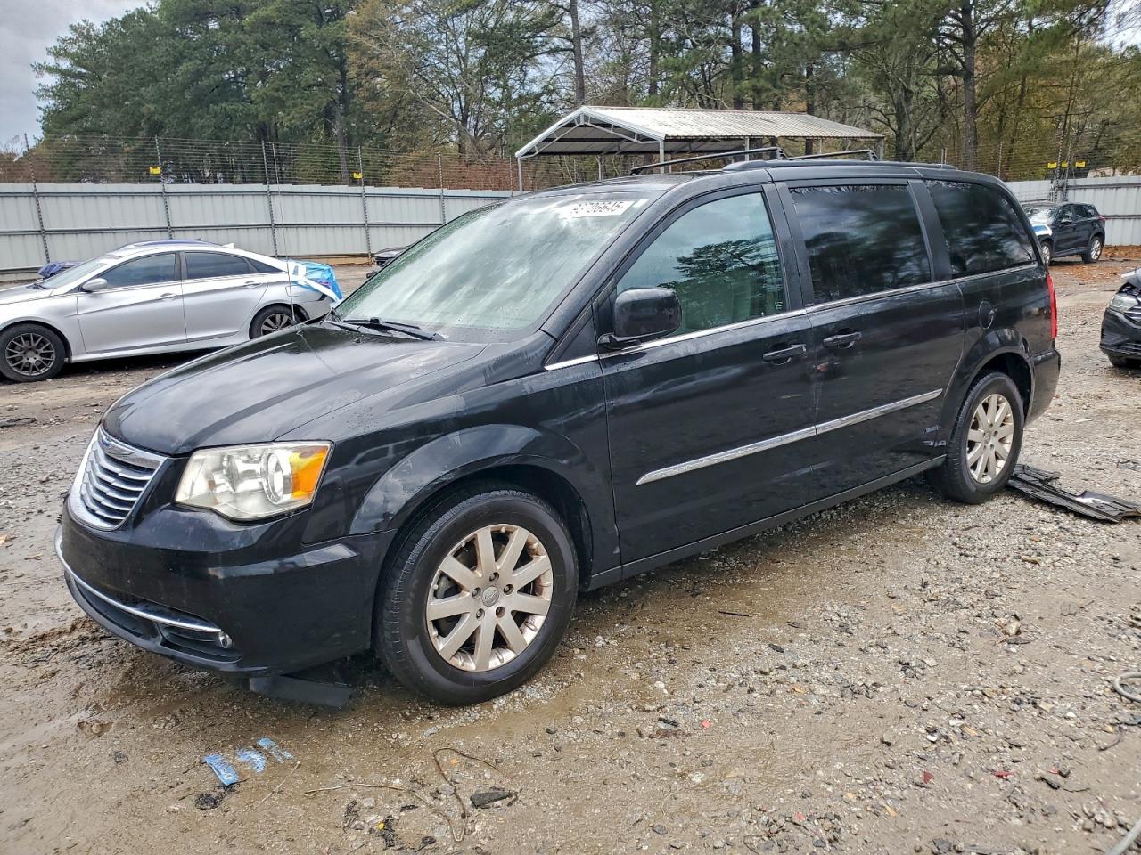 CHRYSLER TOWN & COUNTRY TOURING