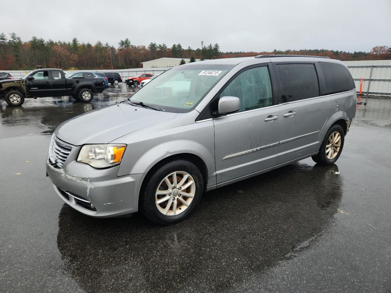 CHRYSLER TOWN & COUNTRY TOURING