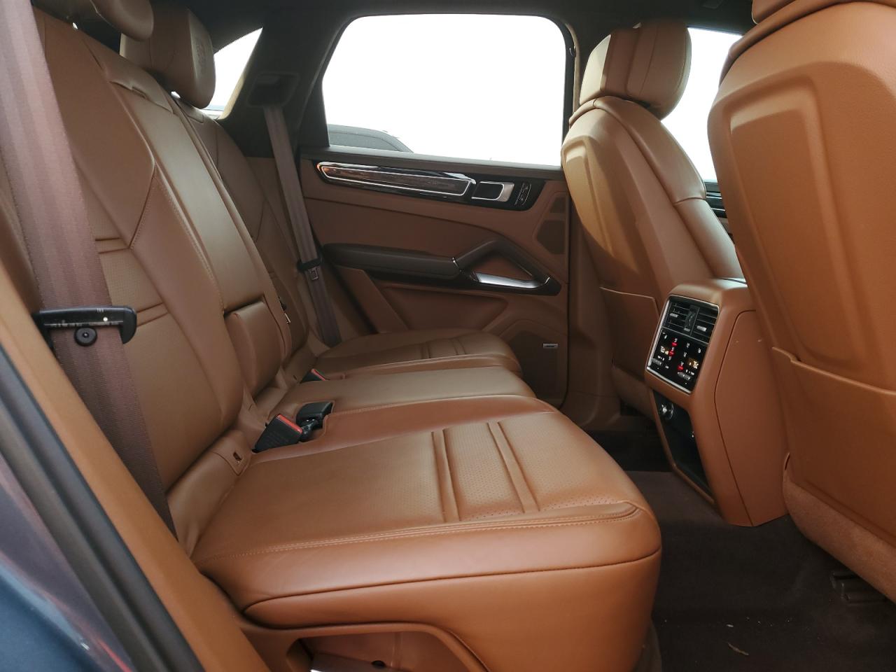 PORSCHE CAYENNE TURBO