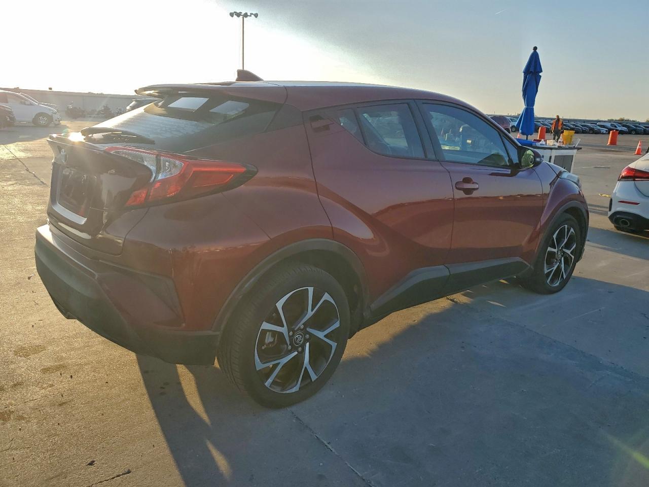 TOYOTA C-HR XLE
