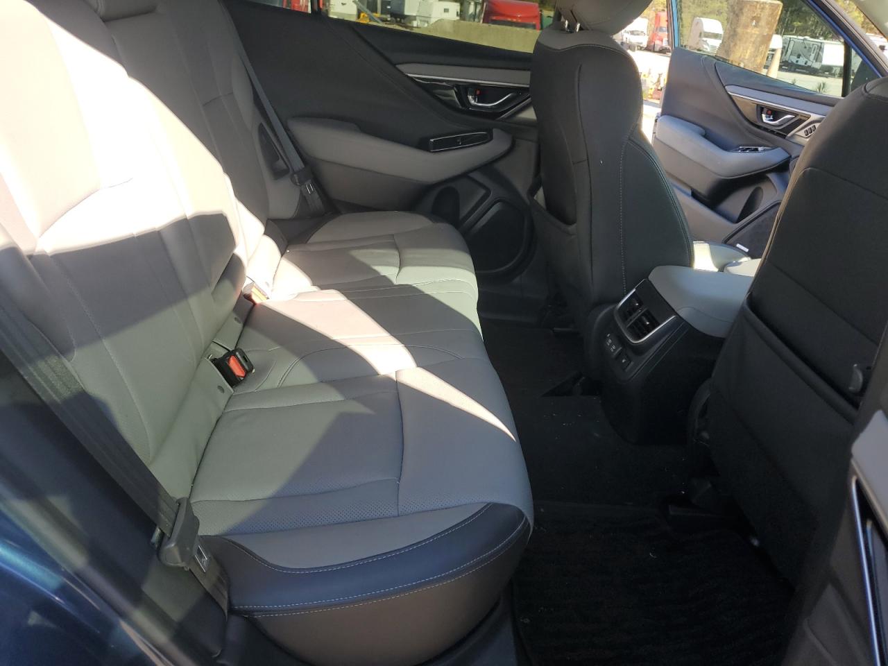 SUBARU OUTBACK LIMITED