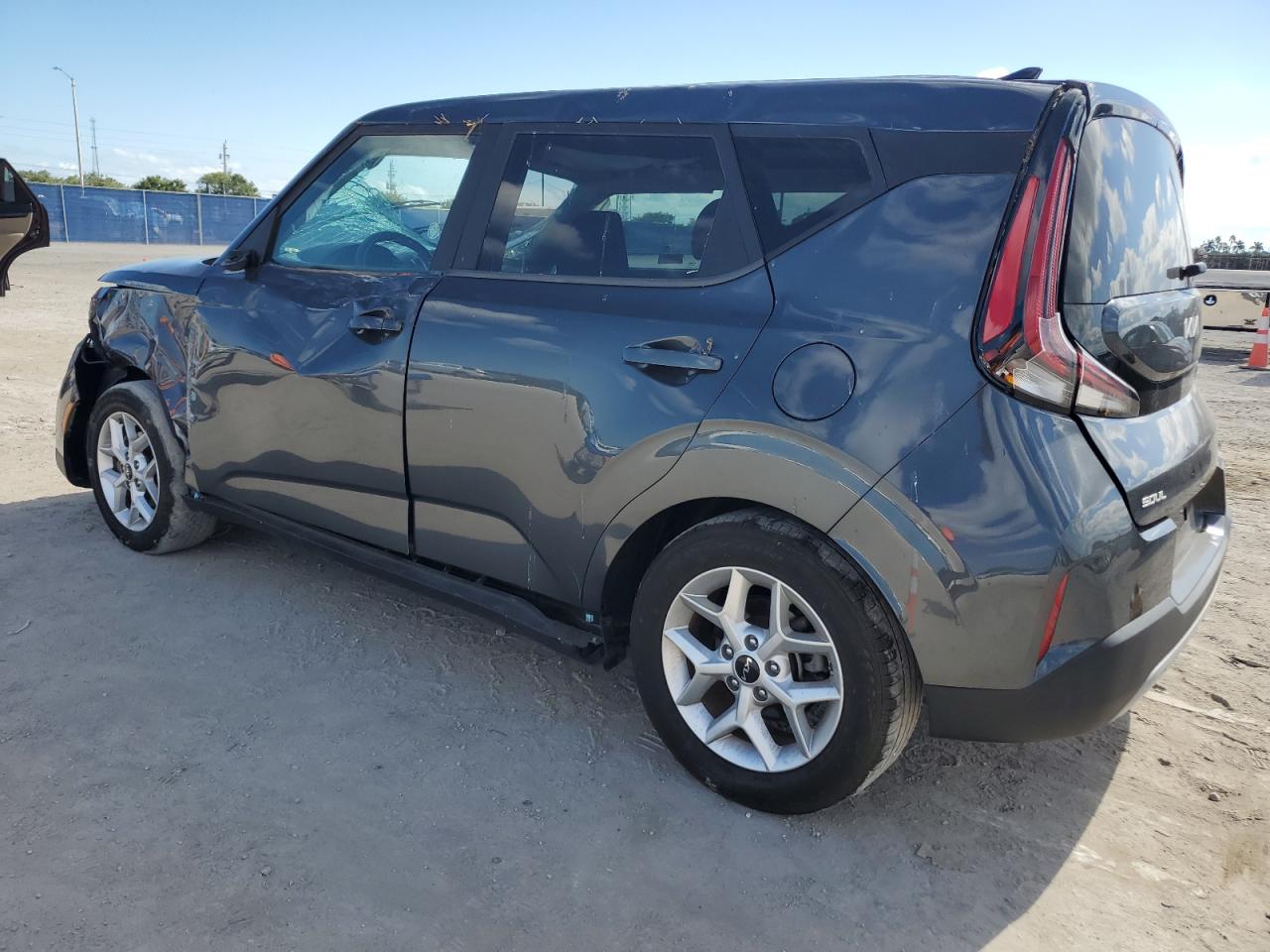 KIA SOUL LX