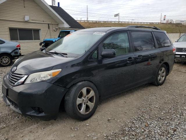 2011 TOYOTA SIENNA LE - 5TDKK3DC3BS034085