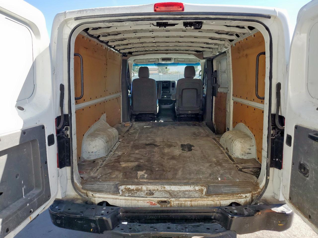 NISSAN NV1500 1500 S