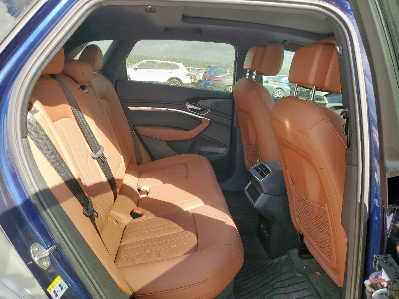 AUDI E-TRON PREMIUM PLUS