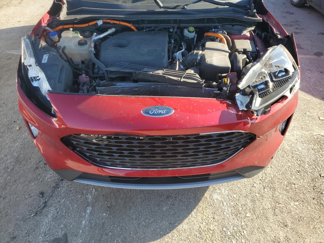 FORD ESCAPE TITANIUM