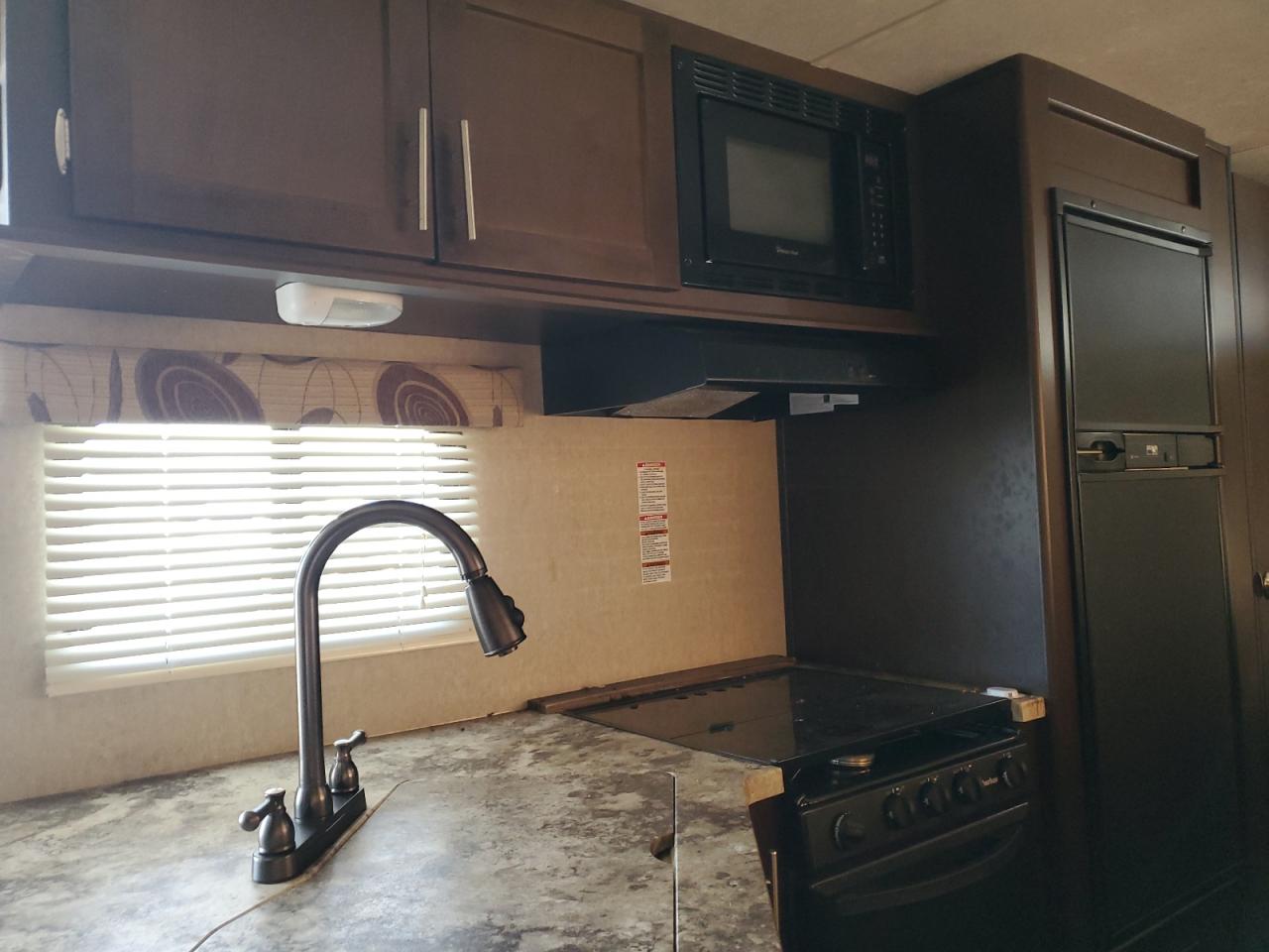 Lot #3279578253 2016 FOREST RIVER GREY WOLF SERIES