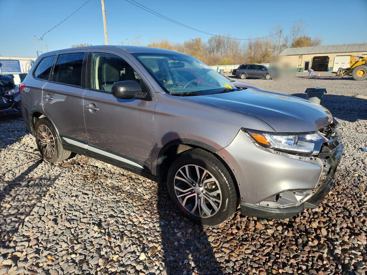 MITSUBISHI OUTLANDER SE