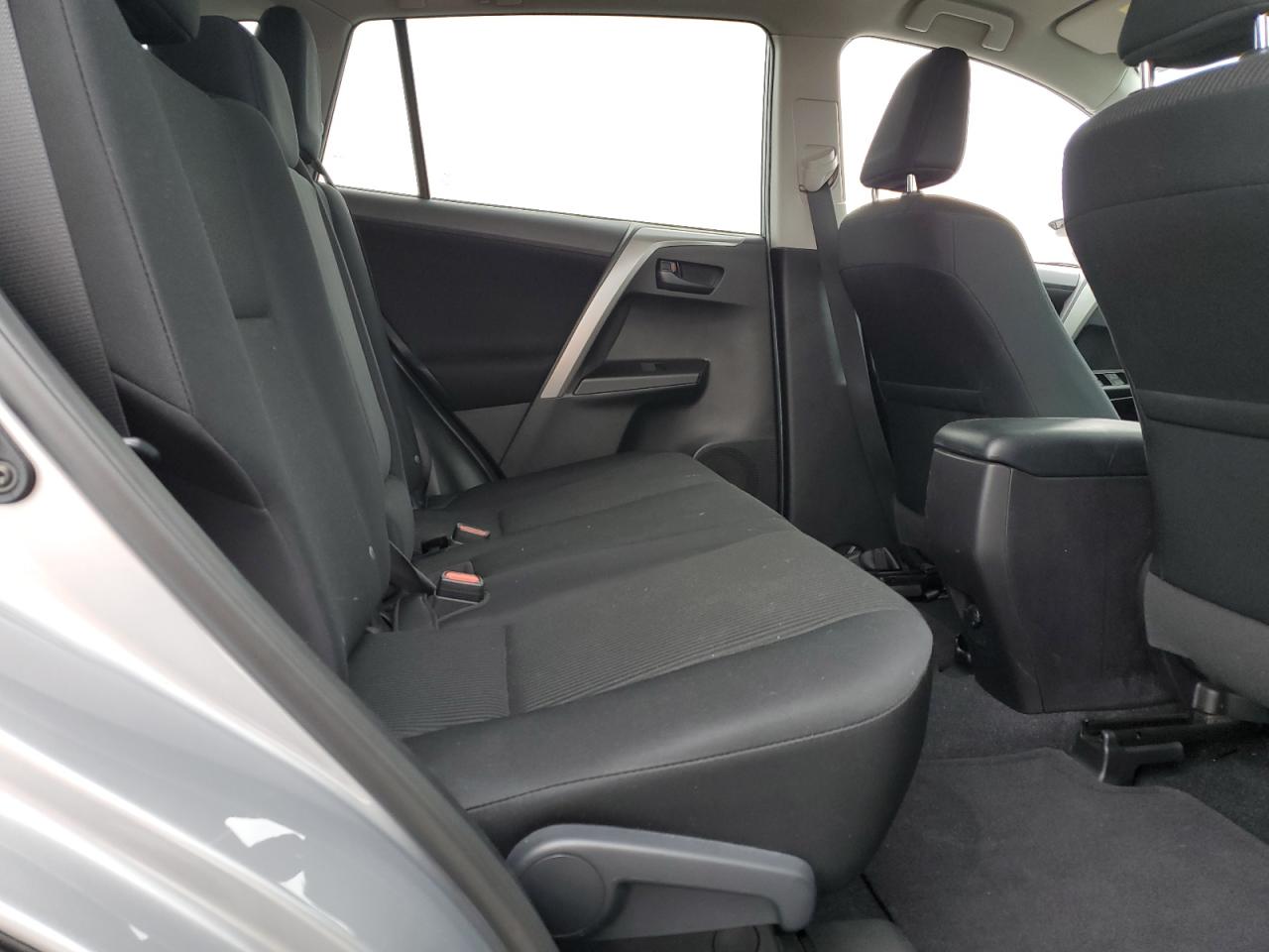 Lot #3303033608 2017 TOYOTA RAV4 LE