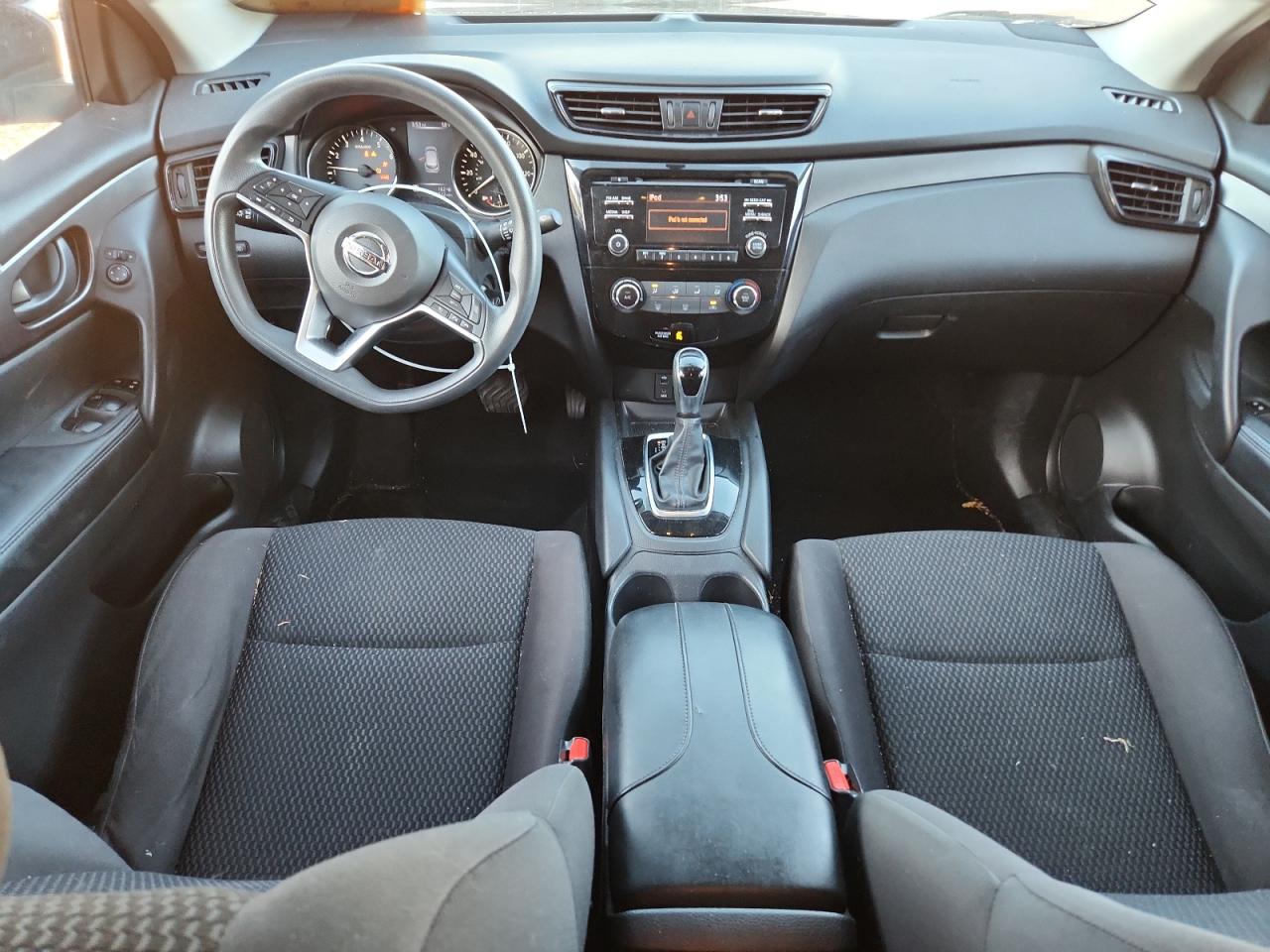 NISSAN ROGUE SPORT S