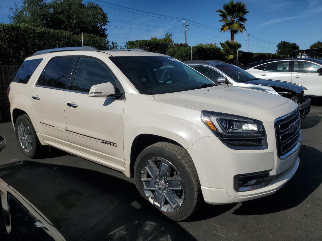 GMC ACADIA DENALI
