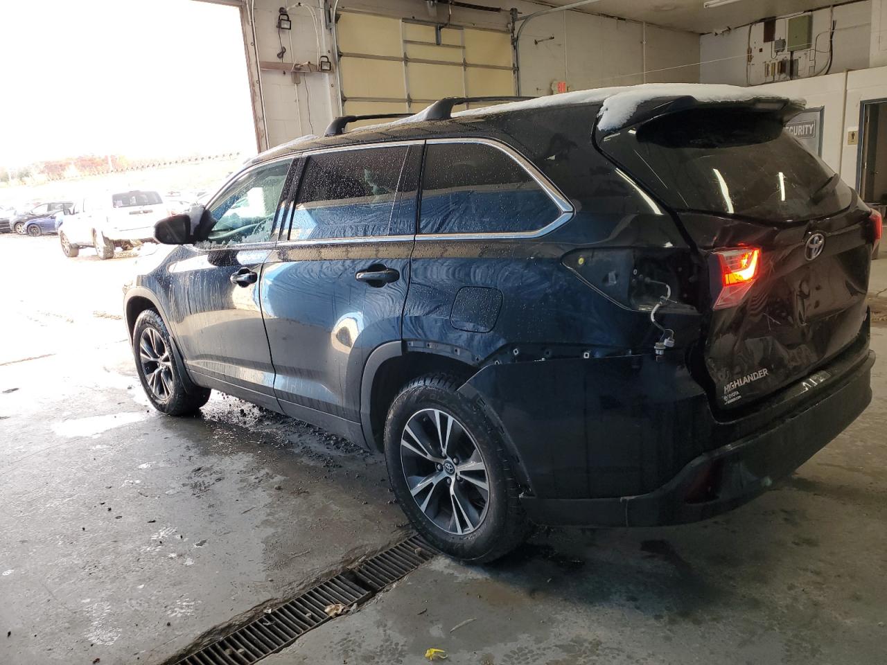 TOYOTA HIGHLANDER LE