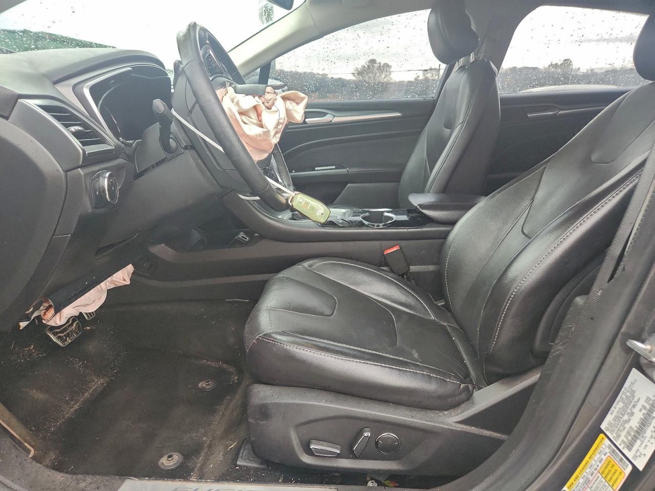 FORD FUSION TITANIUM