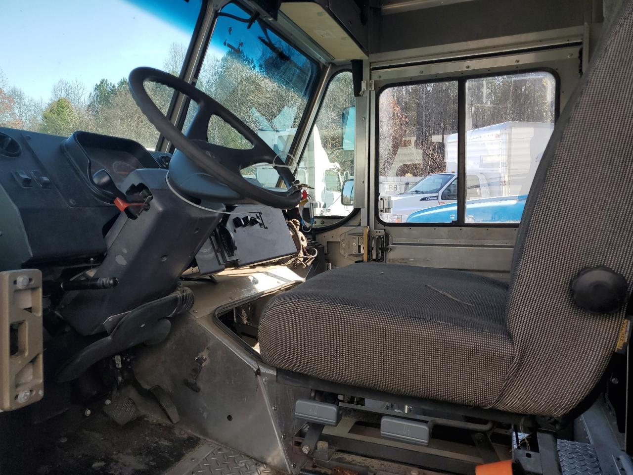 Lot #3311713243 2021 FREIGHTLINER MT45