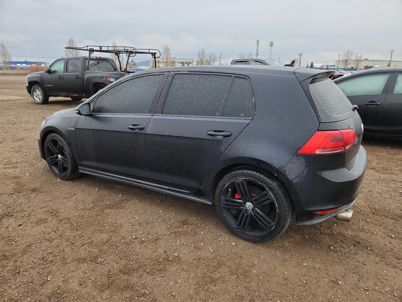VOLKSWAGEN GOLF GTI