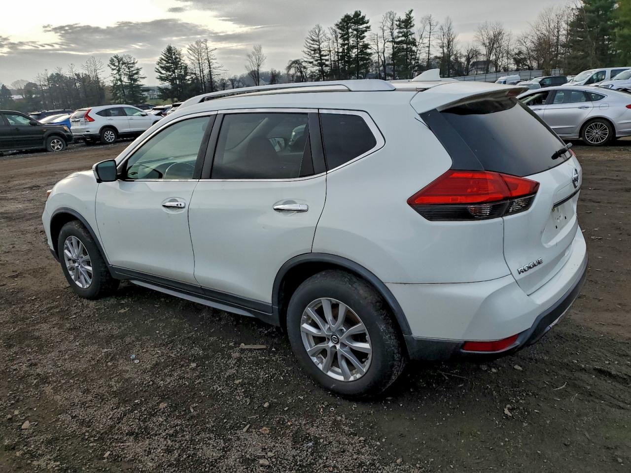 Lot #3296290491 2017 NISSAN ROGUE S