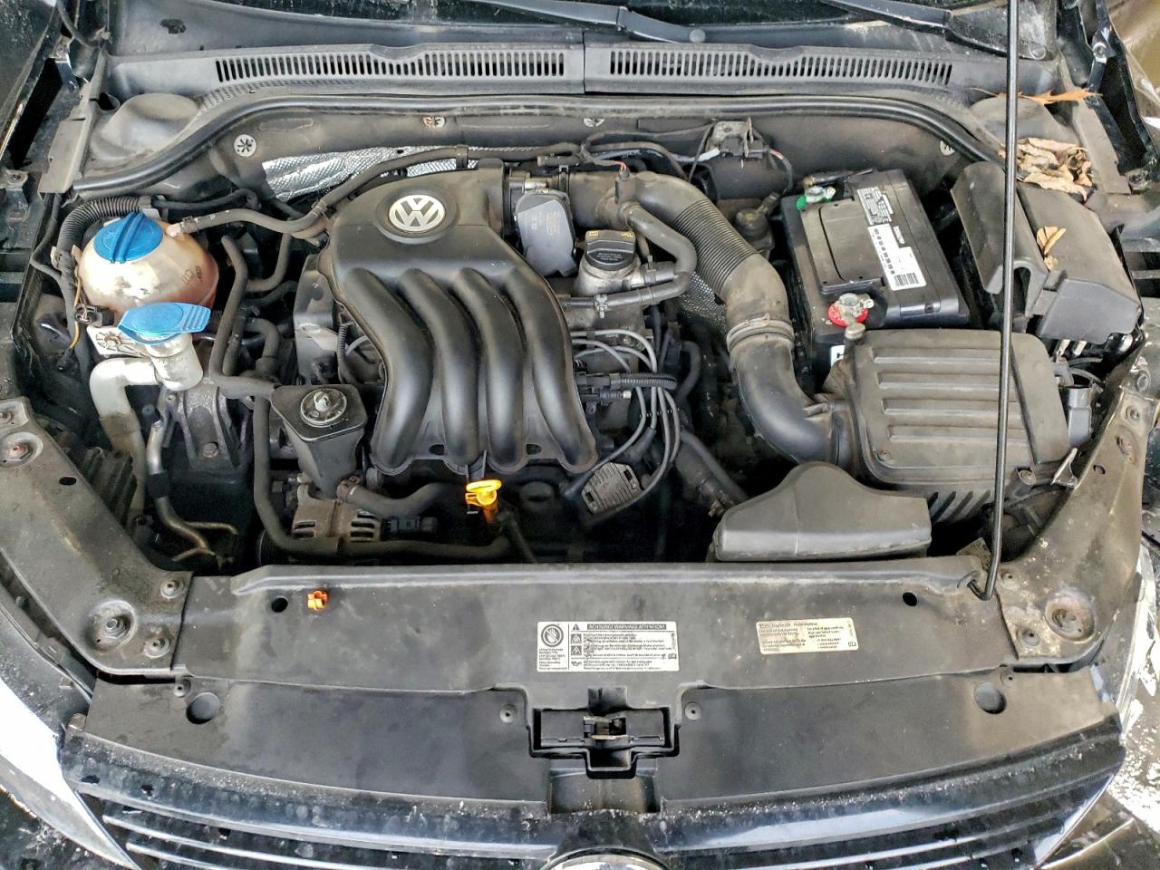 VOLKSWAGEN JETTA BASE