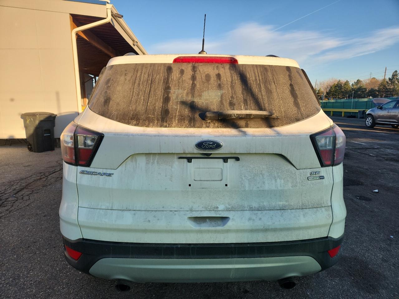 FORD ESCAPE SE