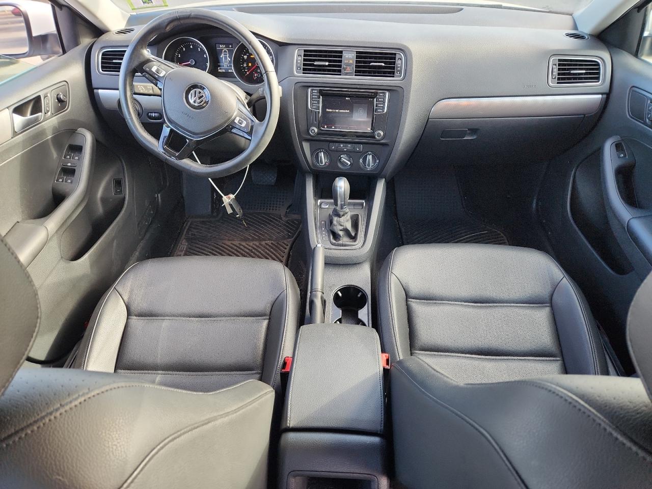 Lot #3302796954 2017 VOLKSWAGEN JETTA SE