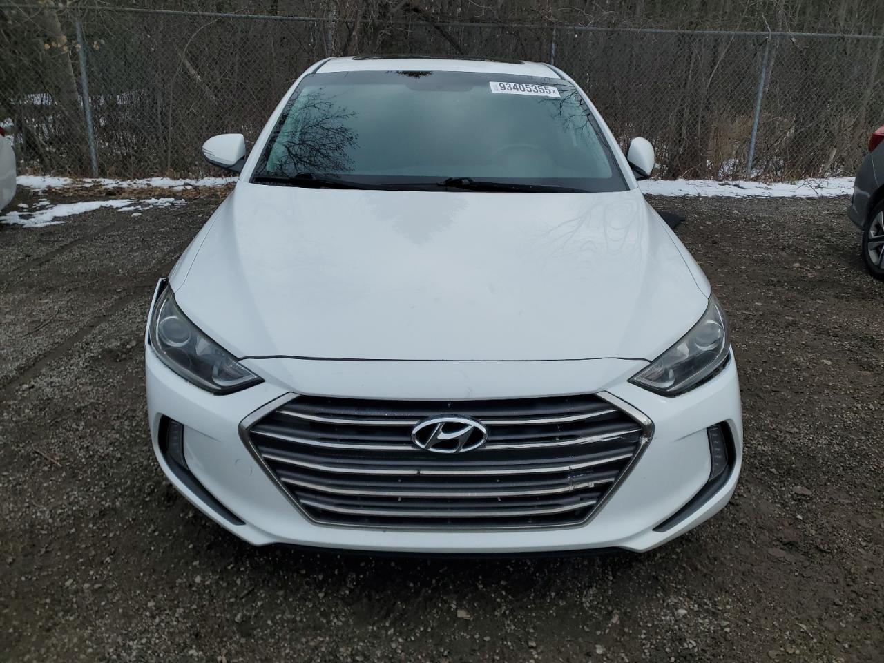 HYUNDAI ELANTRA SE