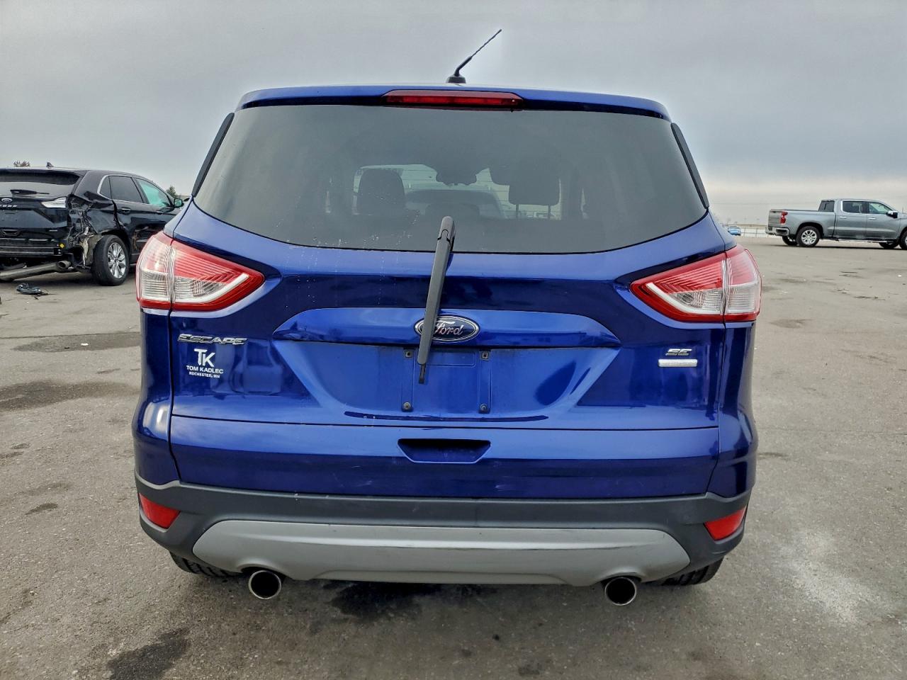 FORD ESCAPE SE