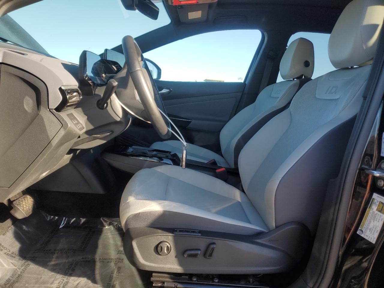 VOLKSWAGEN ID.4 PRO S