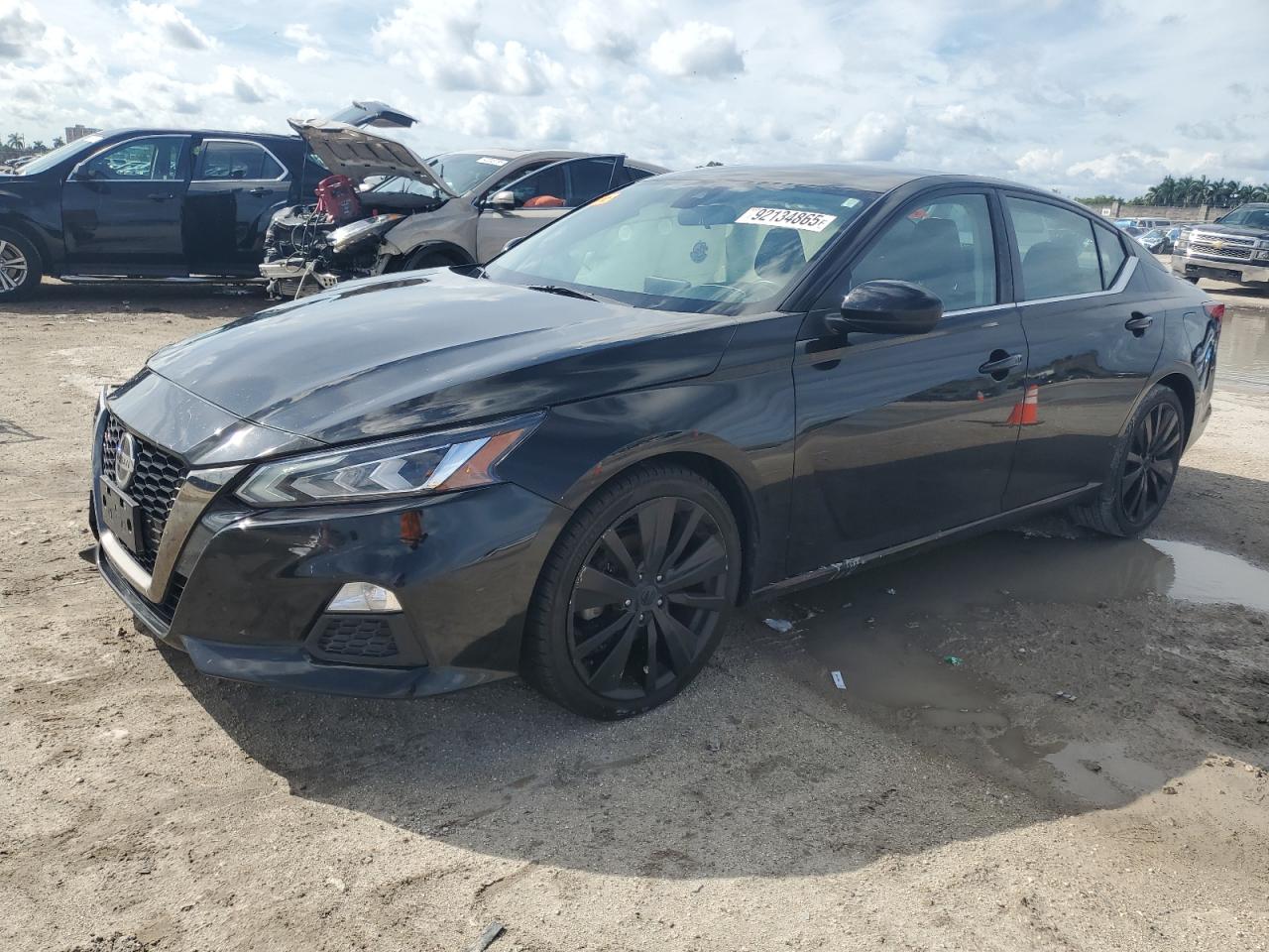 Lot #3302728119 2021 NISSAN ALTIMA SR