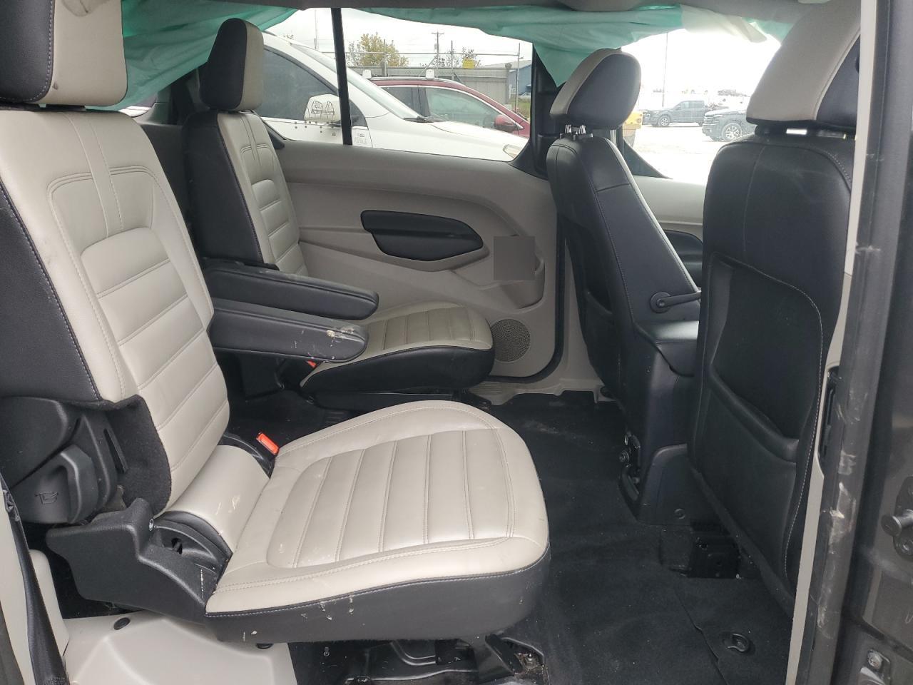 FORD TRANSIT CONNECT TITANIUM