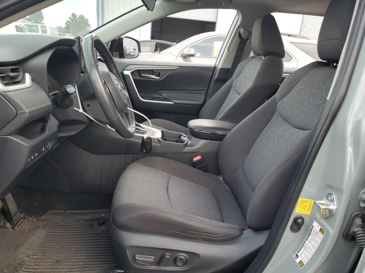 Lot #3315866173 2020 TOYOTA RAV4 XLE