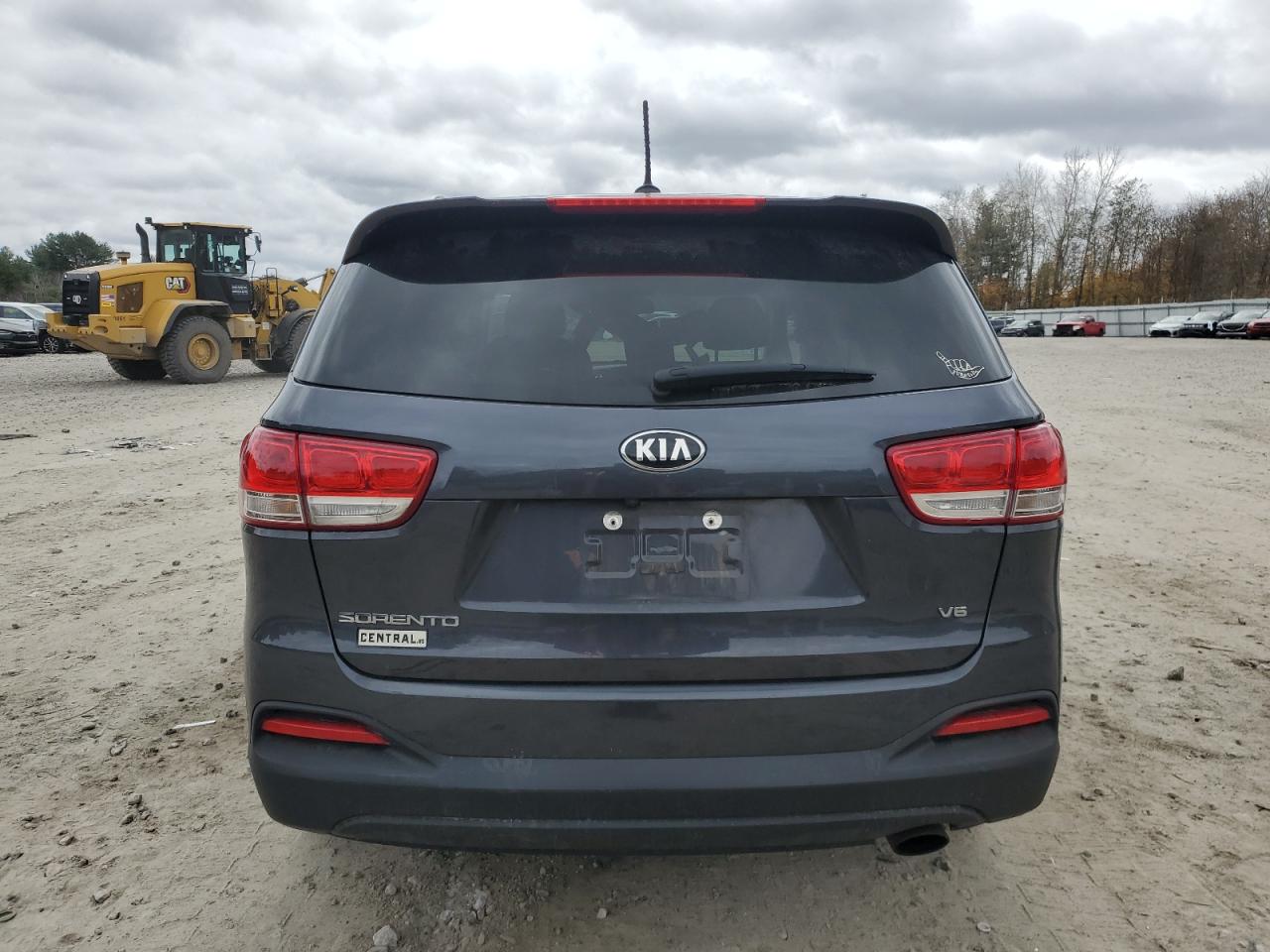KIA SORENTO LX