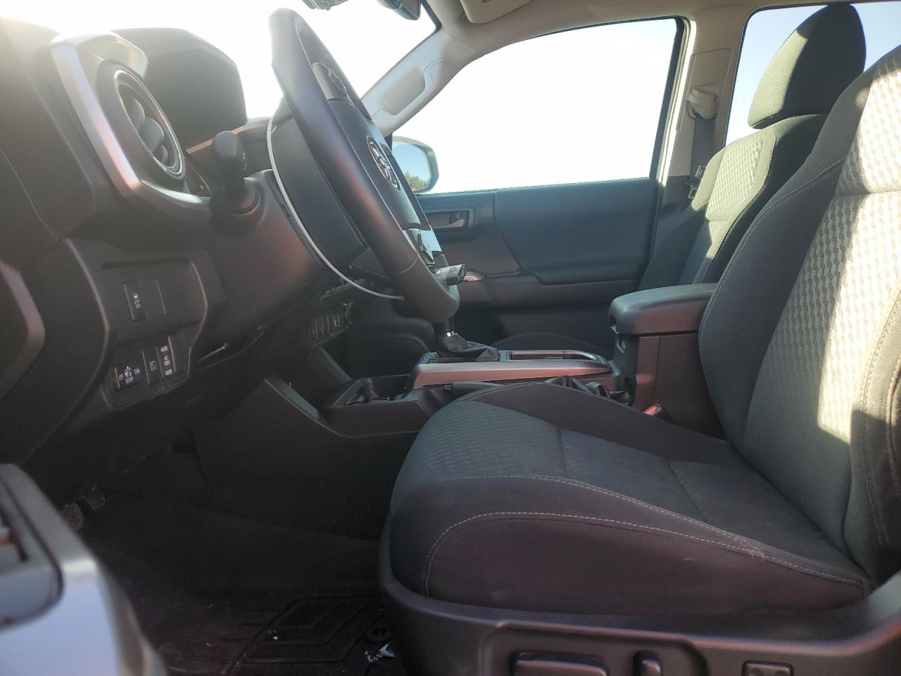 TOYOTA TACOMA DOUBLE CAB