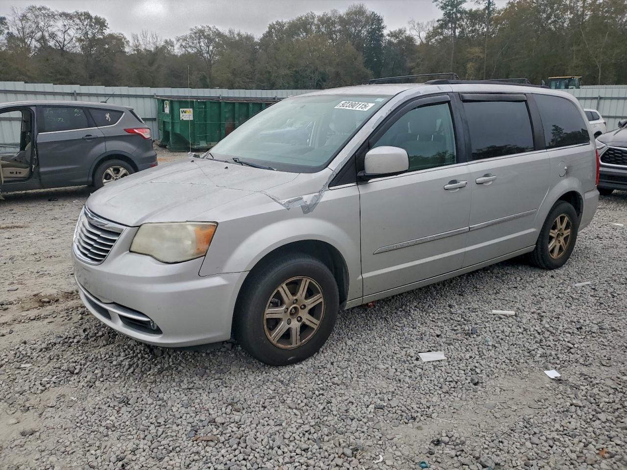 CHRYSLER TOWN & COUNTRY TOURING