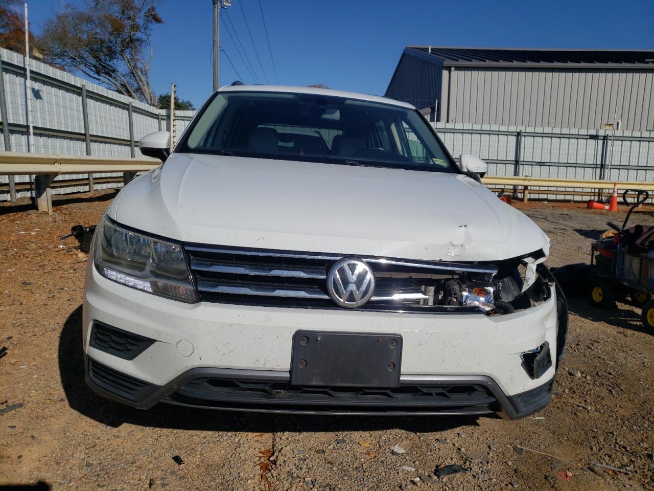 VOLKSWAGEN TIGUAN SE