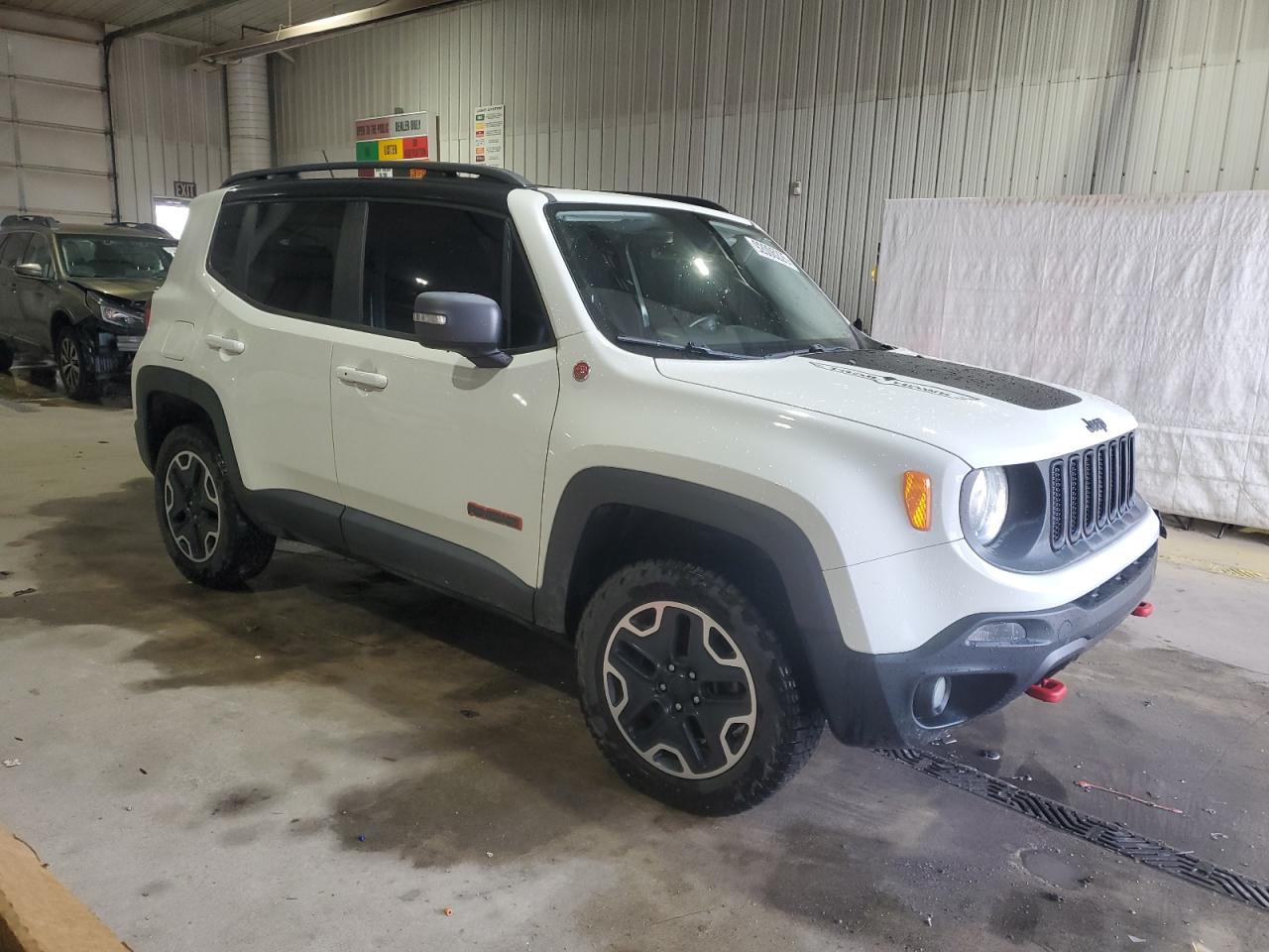 JEEP RENEGADE TRAILHAWK