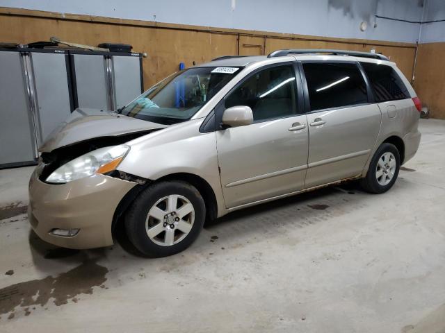 Global Auto Auctions: 2006 TOYOTA SIENNA XLE